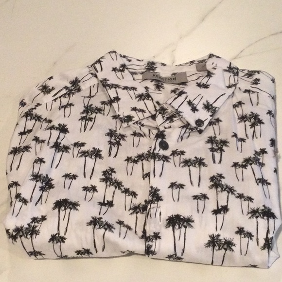 MENS floral short sleeve BUTTON DOWN , medium - Picture 1 of 6